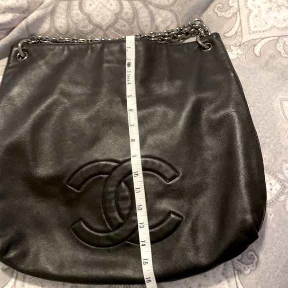 🎉🎉❤️FLASH SALE🎉🎉❤️NWT❤️AUTHENTIC❤️💎CHANEL💎❤️Large Soft Lambskin Leather - Picture 7 of 9